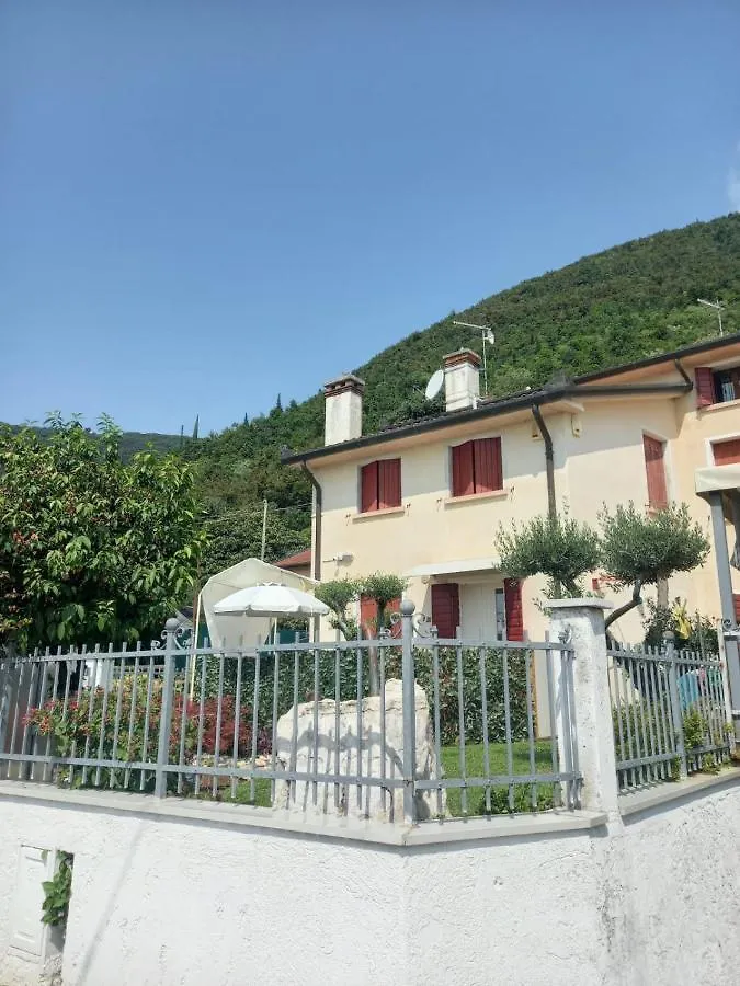 Appartamento Regina Borso del Grappa 0*,  Italy