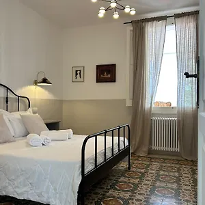  Apartment Caves Garden Italien
